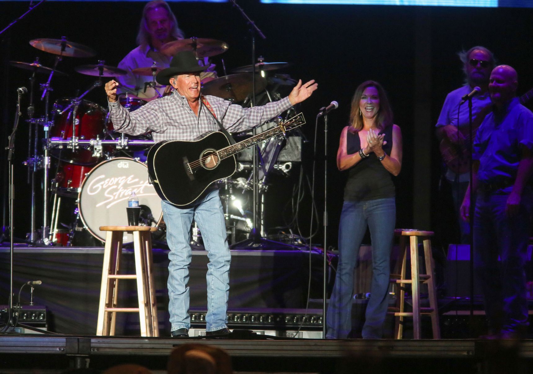 George Strait, April 23